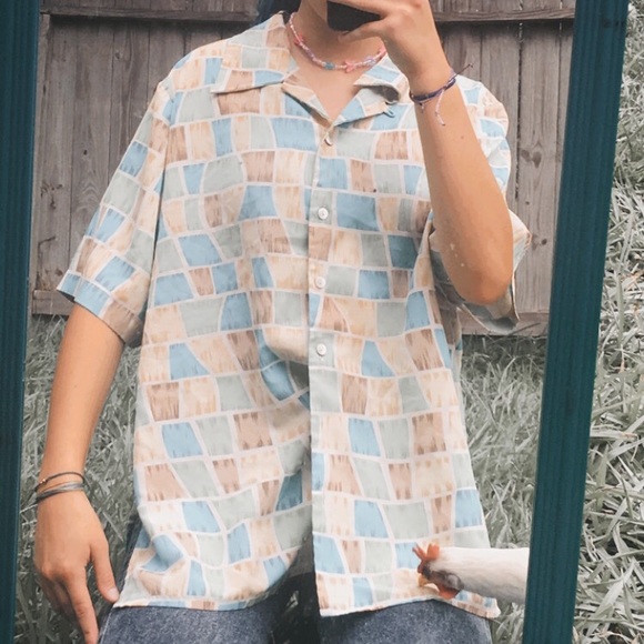 cute “Disco” button up tee - Picture 3 of 5